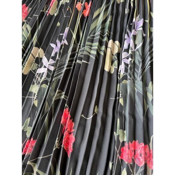 Ted Baker Abilen Highland Pleated Lace Skirt Size 3 MSRP $245 - Picture 8 of 9